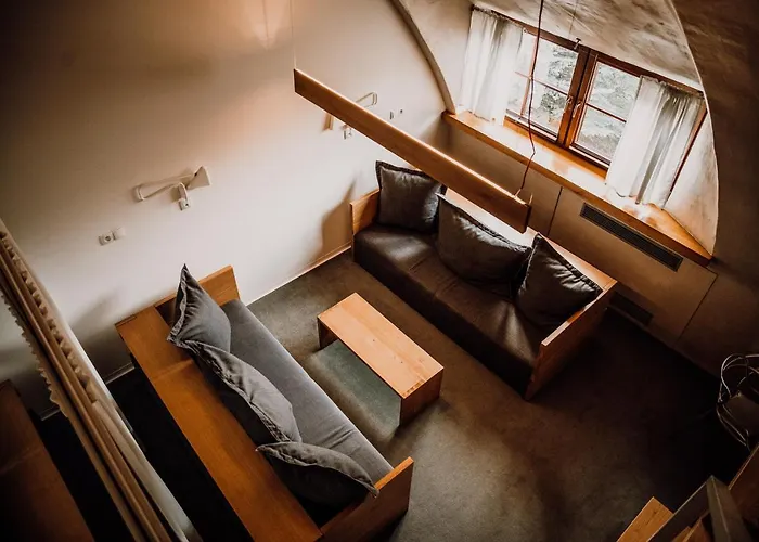 Hot_Elarnia Hotel & Spa